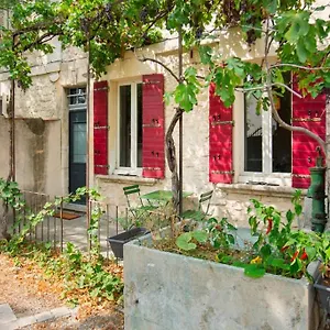 https://mini-maison-studio-ancienne-rnove-parking.aixenprovencehotels.org