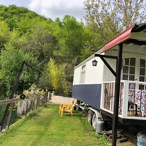 Pipowagen Blagour Gelegen Aan Waterbron Séjour à la campagne